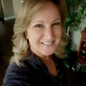 Meet your Posher, Lynn